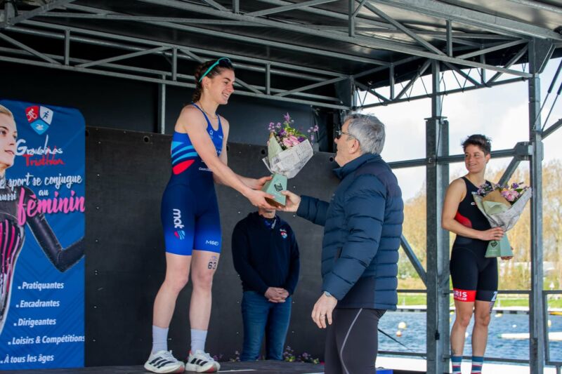 Image for the Tweet beginning: J’ai tenu à féliciter toute