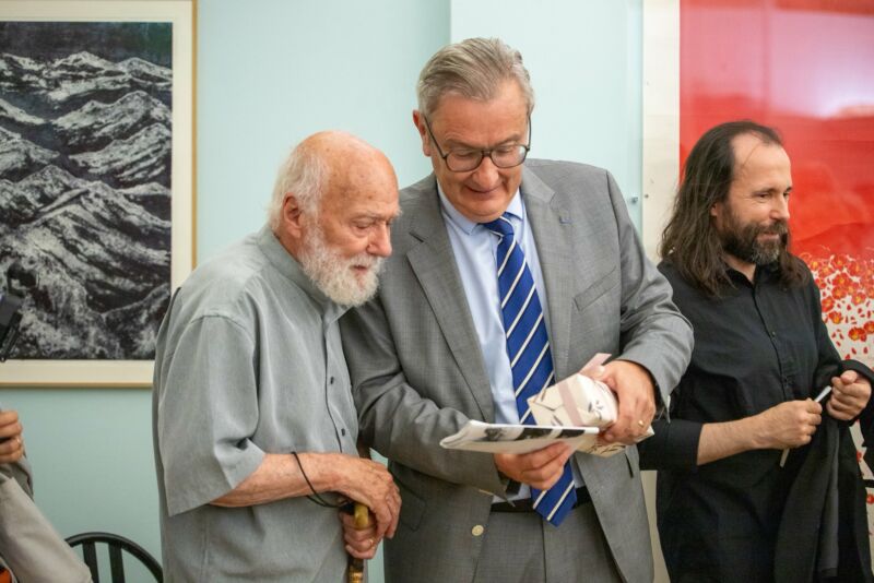 Image for the Tweet beginning: Vernissage au Musée du Dessin