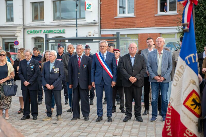 Image for the Tweet beginning: 🇫🇷[Cérémonie]🇫🇷

Commémoration ce jour du 82ᵉ